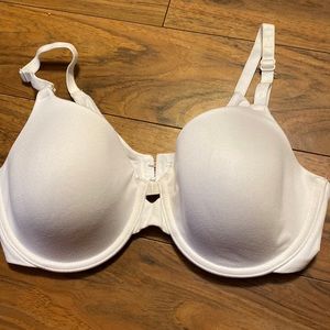 Warners white bra. Size 34 C